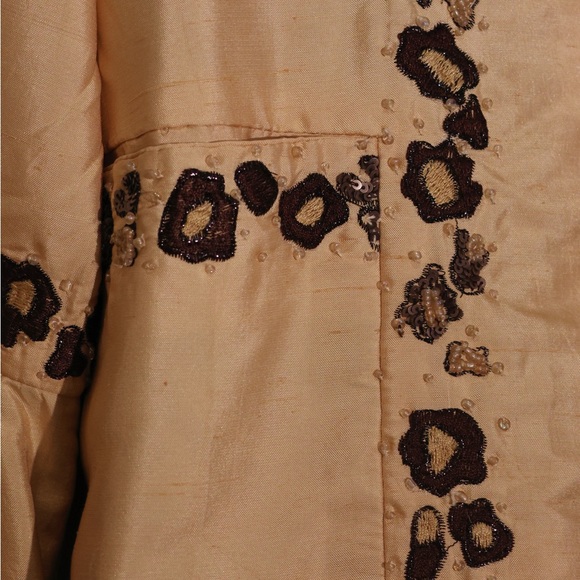 Coat - Picture 6 of 8